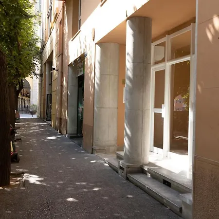 Bravissimo Pont De La Princesa, Comfortable 3-bedroom Daire