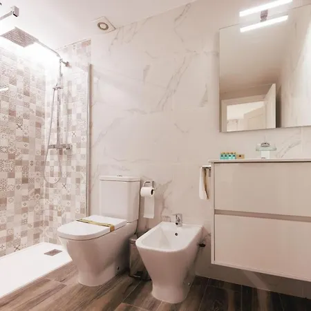 Bravissimo Pont De La Princesa, Comfortable 3-bedroom Daire *