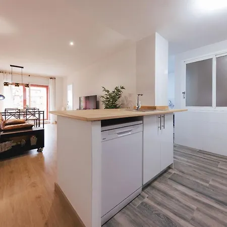 Bravissimo Pont De La Princesa, Comfortable 3-bedroom