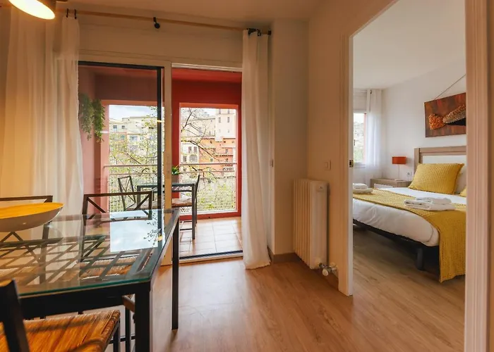 Bravissimo Pont De La Princesa, Comfortable 3-bedroom *