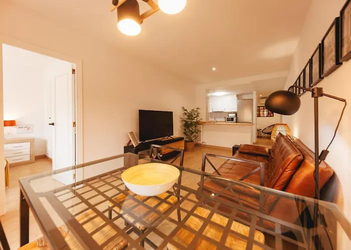 Bravissimo Pont De La Princesa, Comfortable 3-bedroom Lejlighed Girona