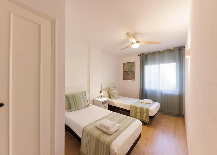 Bravissimo Pont De La Princesa, Comfortable 3-bedroom *