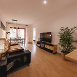 Lägenhet Bravissimo Pont De La Princesa, Comfortable 3-bedroom