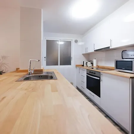 Bravissimo Pont De La Princesa, Comfortable 3-bedroom * Girona