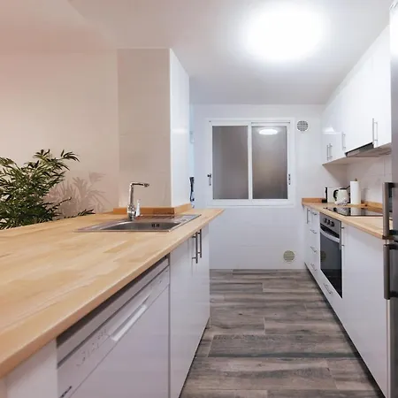 Apartment Bravissimo Pont De La Princesa, Comfortable 3-bedroom *